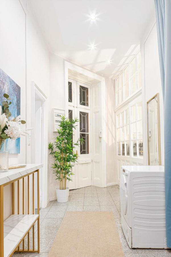 Spacious And Near Metro I Close To Parks I Akh * Wiedeń